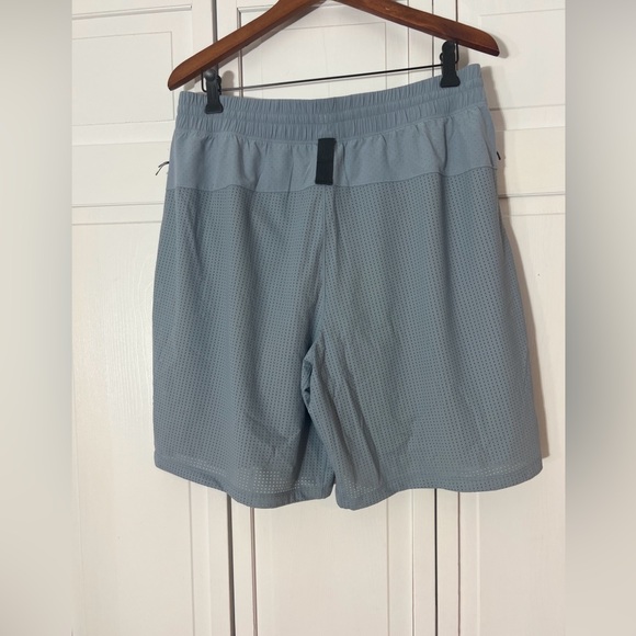 Men’s Athletic Wear Lululemon Step Back Short Size Large Blue Color, Comp.Lining - Picture 4 of 6